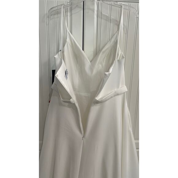 IEENA Mac Duggal Classic A-Line V-Neck Ballgown White Sz 10 - Picture 10 of 15